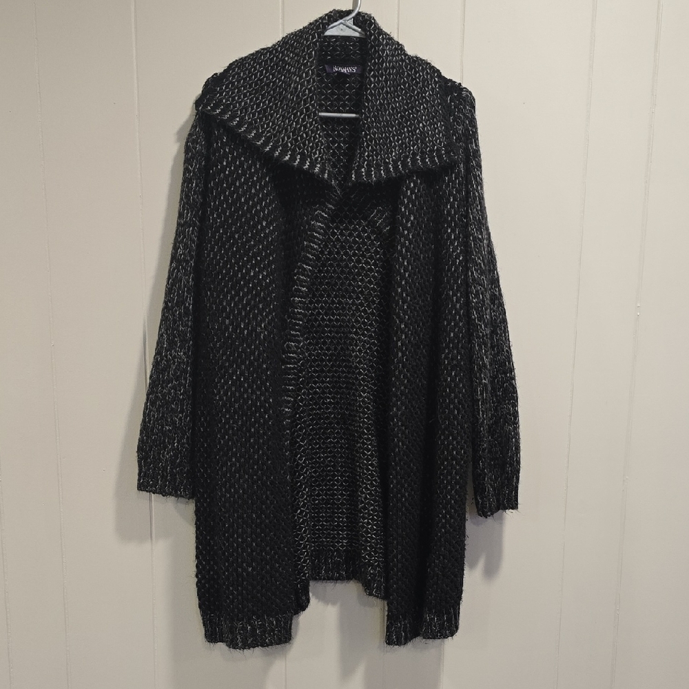 SALE! Roaman's Black and Gray Knit Cardigan